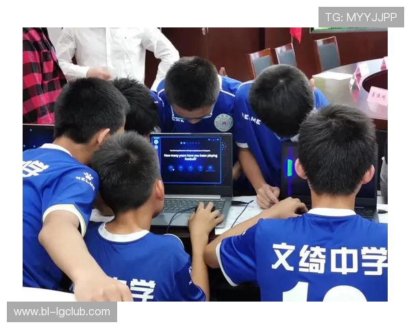 南波万深度解析足球战术与技巧 揭秘现代足球背后的智慧与创新 南波万深度解析足球战术与技巧 揭秘现代足球背后的智慧与创新